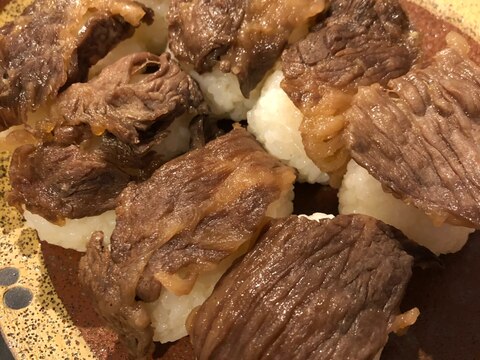 牛こま切れ肉の握り寿司 レシピ 作り方 By アリカフェ 楽天レシピ